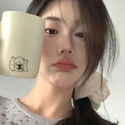 艾莉莎‧施莱辛格:战妆