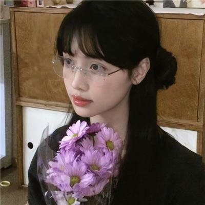 暗红